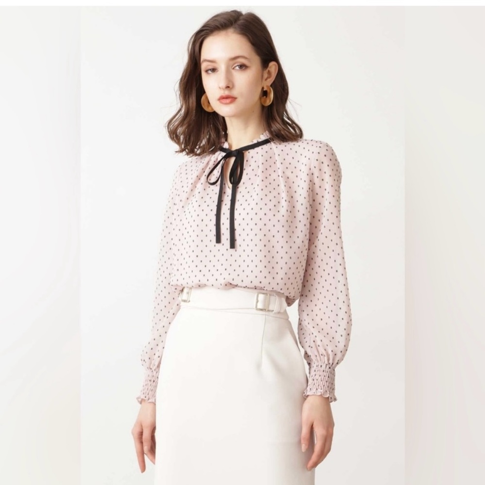 Max Studio Blouse with black ribbon detail small NWT